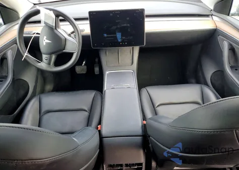 2023 Tesla Model Y z USA, uszkodzony, nr VIN 7SAYGDEE1PF835291